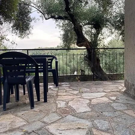 Apartment Case Giardino *